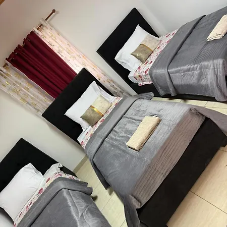 Town House, 10m From Chabad Lubavitch * 拉纳卡