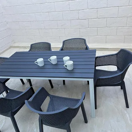 Town House, 10m From Chabad Lubavitch Semesterbostad Larnaca