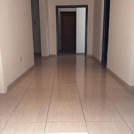 Town House, 10m From Chabad Lubavitch Larnaca