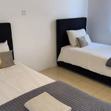 Holiday home Town House, 10m From Chabad Lubavitch